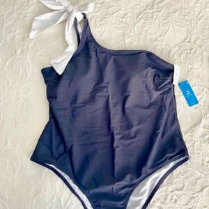 NWT Cupshe Gray One Shoulder Bathing Swim Suit with White Tie Bow Size XL